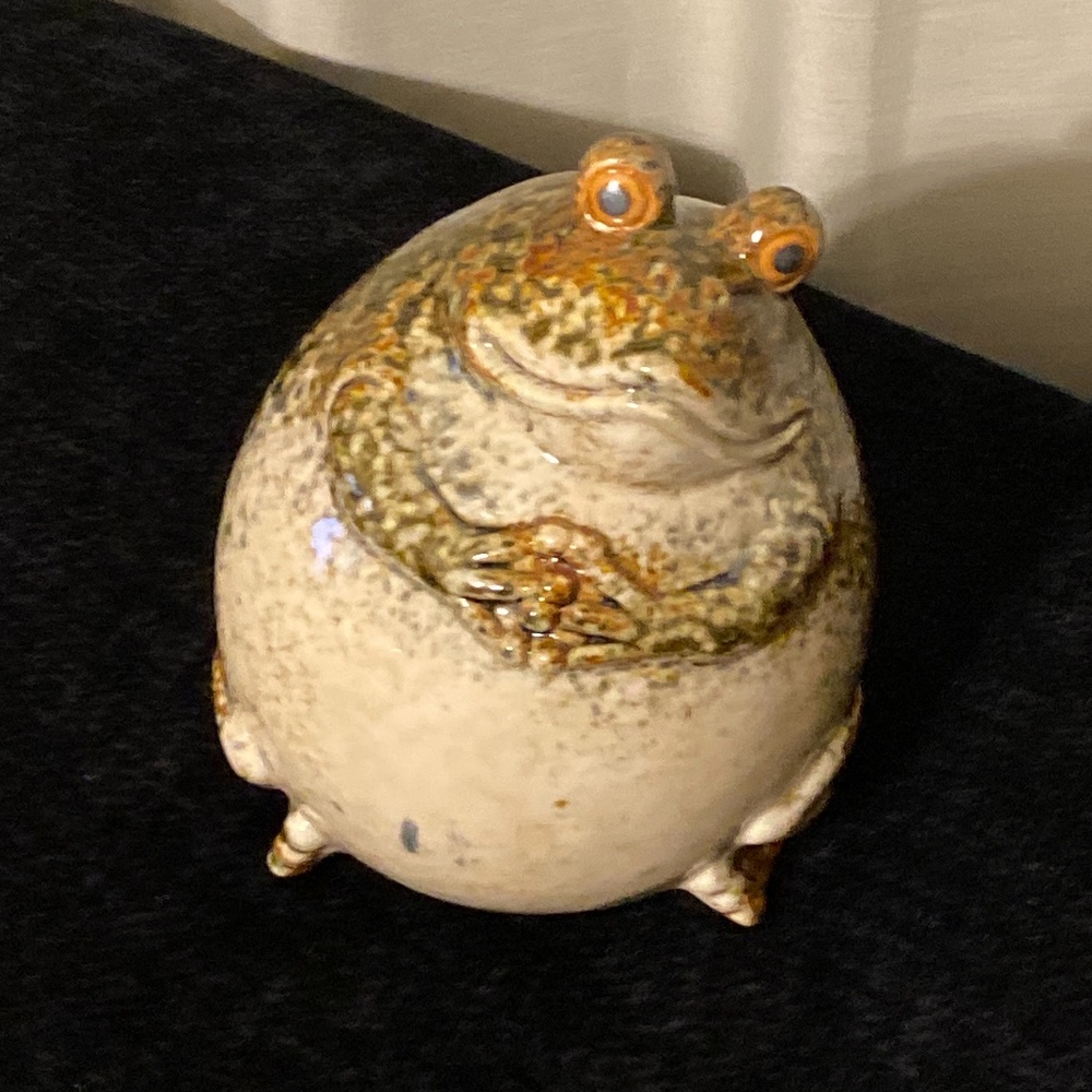 Ceramic Frog - Picture 2 of 4